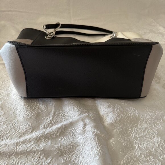 Michael Kors Jet Set Travel Shoulder Chain Strap Tote w/Matching Wallet - Picture 4 of 8